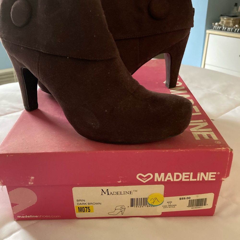 Madeline Dark Brown Suede Ankle Boots Size 7.5